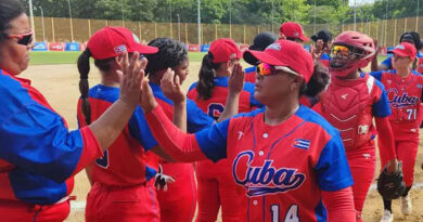 Softbolistas cubanas ganan doble en Súper Ronda de lid continental