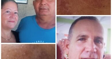 Agradece matrimonio santacruceño atenciones recibidas por especialista en cirugía ortopédica