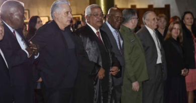 Asiste Díaz-Canel a apertura del año judicial