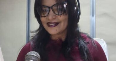 Yaneisis Matamoros Almeida, carisma y profesionalidad para una radio comunitaria