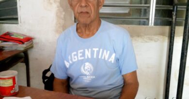 Roger Chávez Fonseca, un pedagogo devenido director de programas radiales preferidos