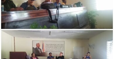 Da orientaciones vice presidente de Consejo de Defensa Provincial en localidad santacruceña