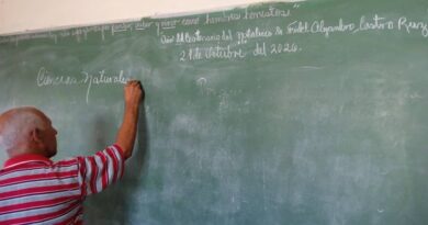 Desde el aula, Roger Chávez contribuye al cuidado del medio ambiente (+ Fotos)